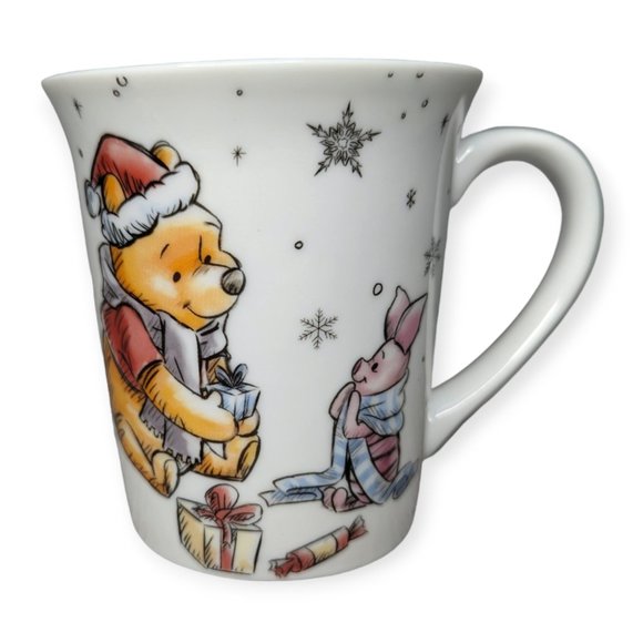 Disney Christmas Winnie the Pooh & Piglet Ceramic Mug - Picture 1 of 10